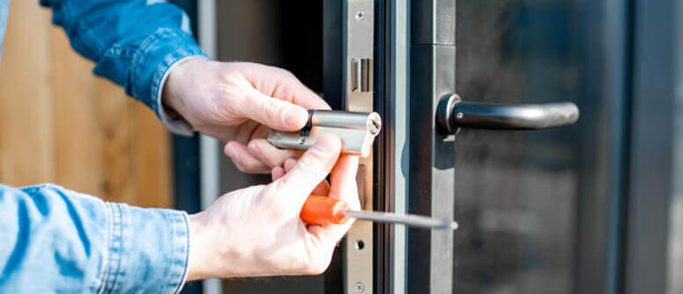 Commercial Locksmith Fort Bragg